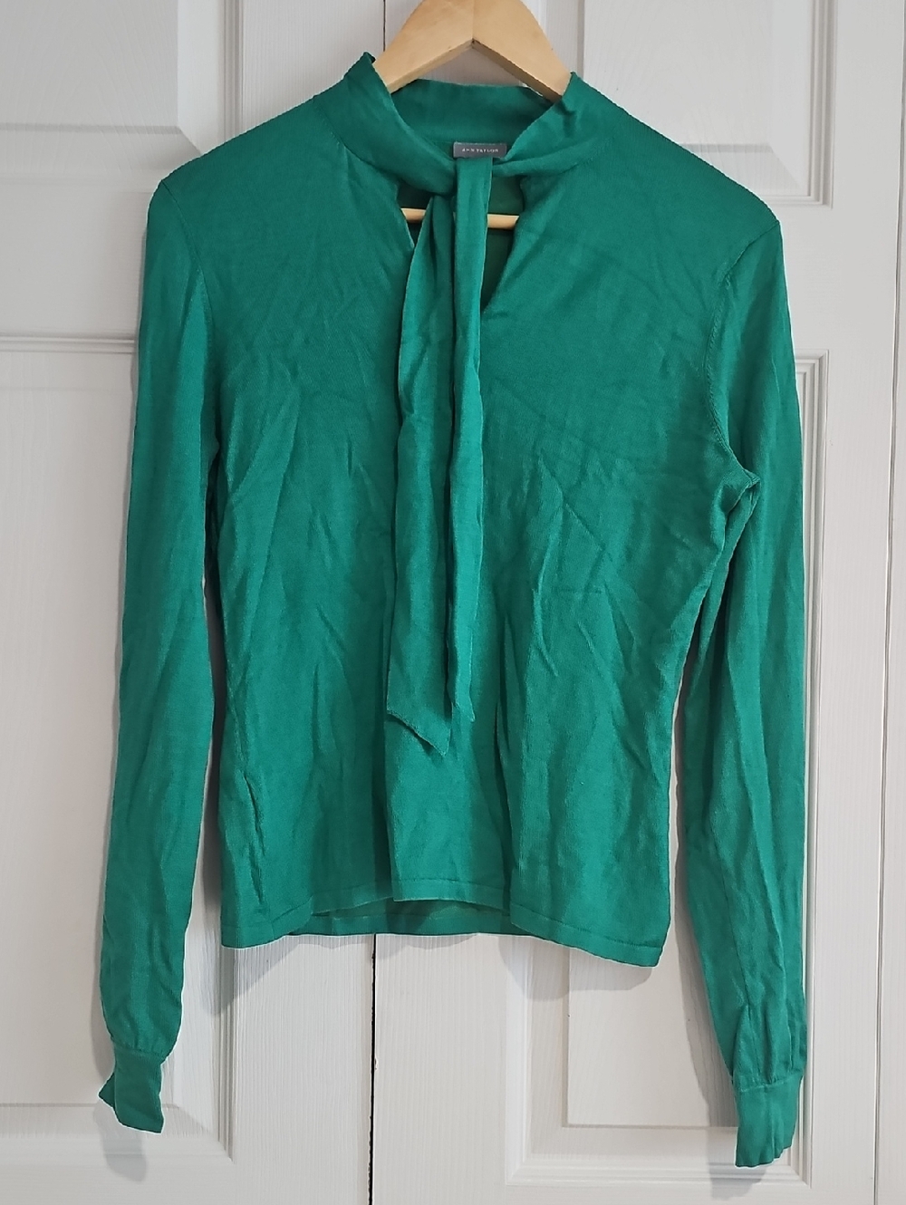 💚 Ann Taylor Green Tie-Neck Long Sleeve Sweater Top | Size S